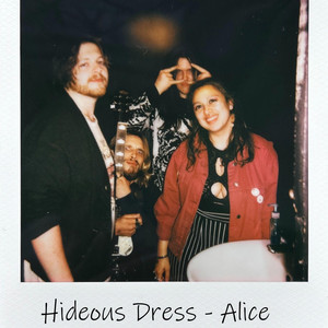 Hideous Dress - Alice, live photo